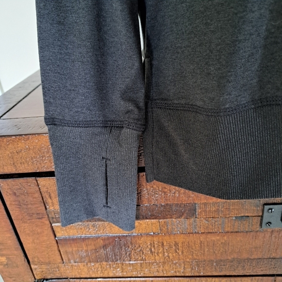 Bench Split Hem Long Sleeved Top Grey T-shirt Women's Small Soft Knit Tee - Picture 7 of 13